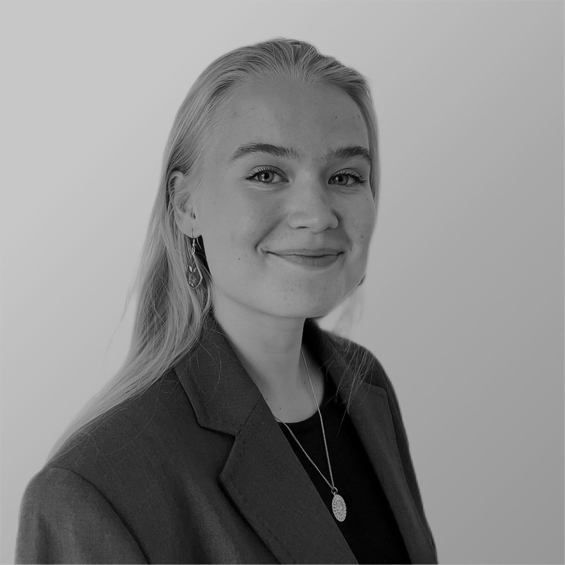Anni Huttunen, Associate